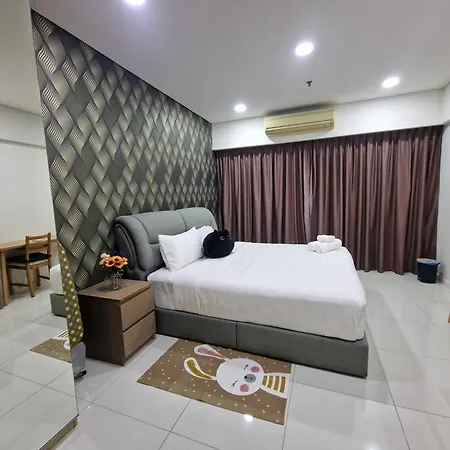 Summer Suites Klcc 2Br Apartments By Atiq